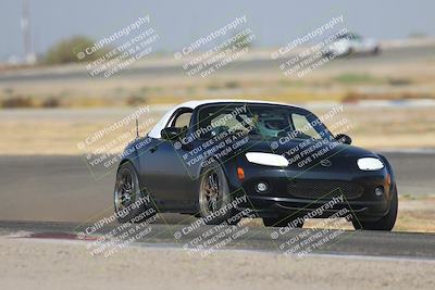 media/Sep-20-2025-Extreme Speed (Sat) [[1fcc23683c]]/Orange (Mid Intermediate)/Session 1 (Sunset)/